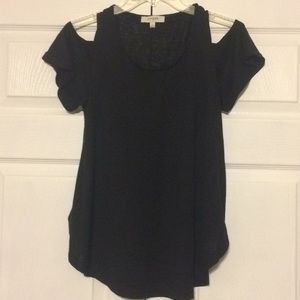Cutout shoulder shirt